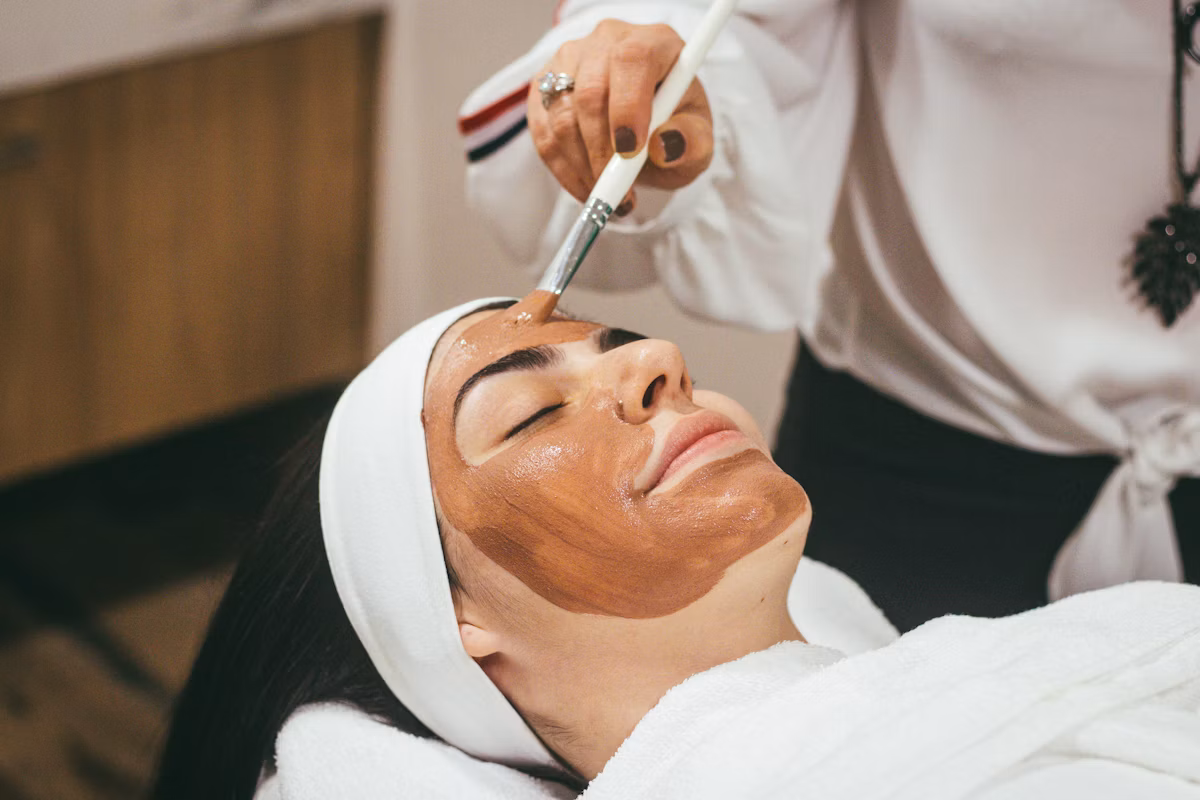 Glow Skin & Beauty — facial bed