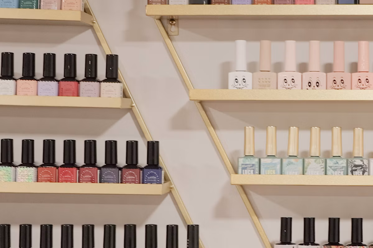 Polished Nail Lounge — reception